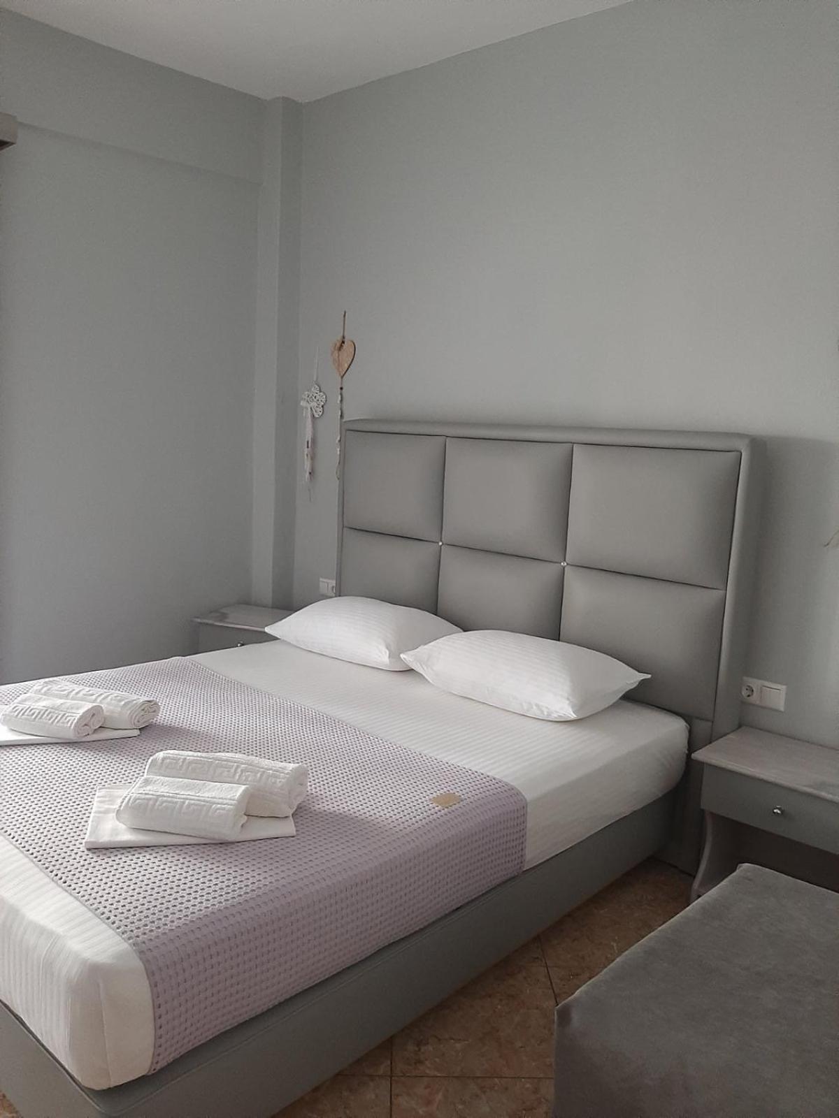 Elenas Apartments Szárti Kültér fotó