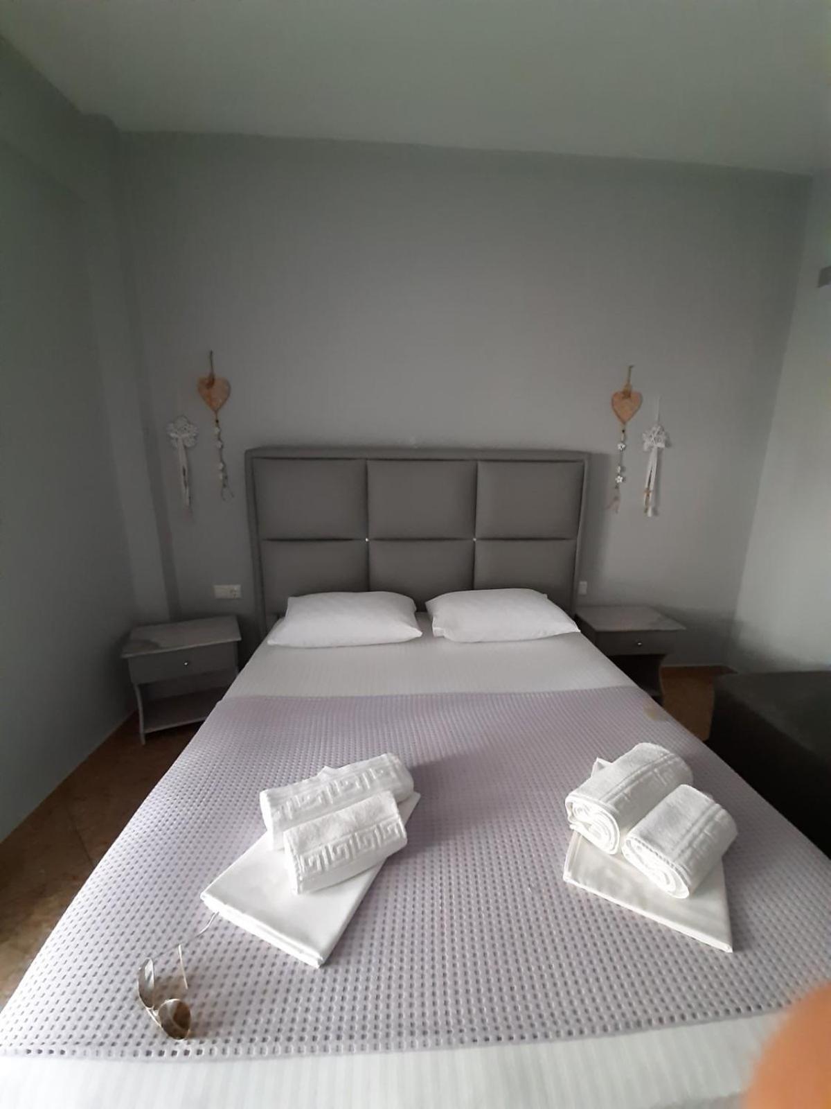 Elenas Apartments Szárti Kültér fotó