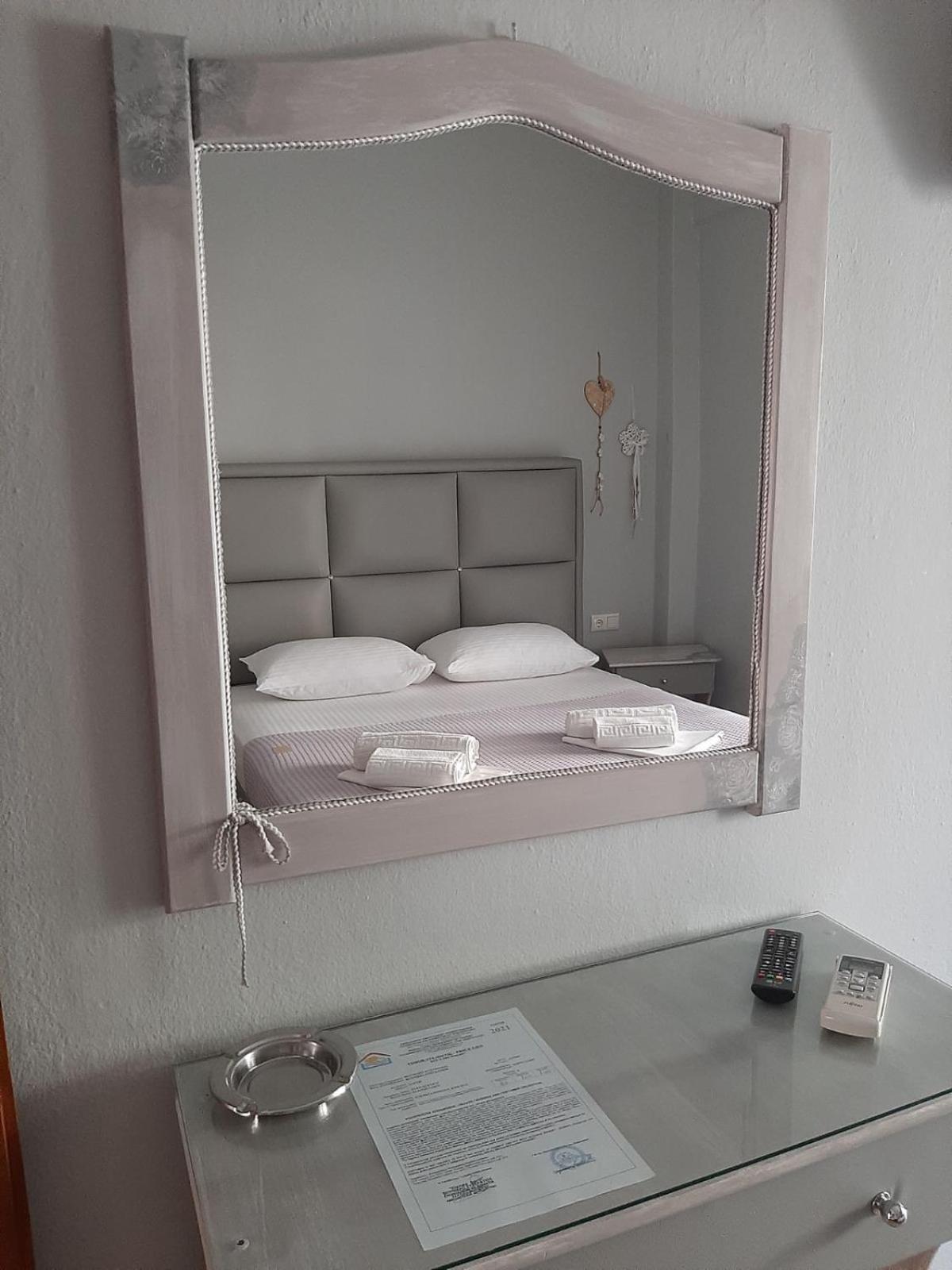 Elenas Apartments Szárti Kültér fotó