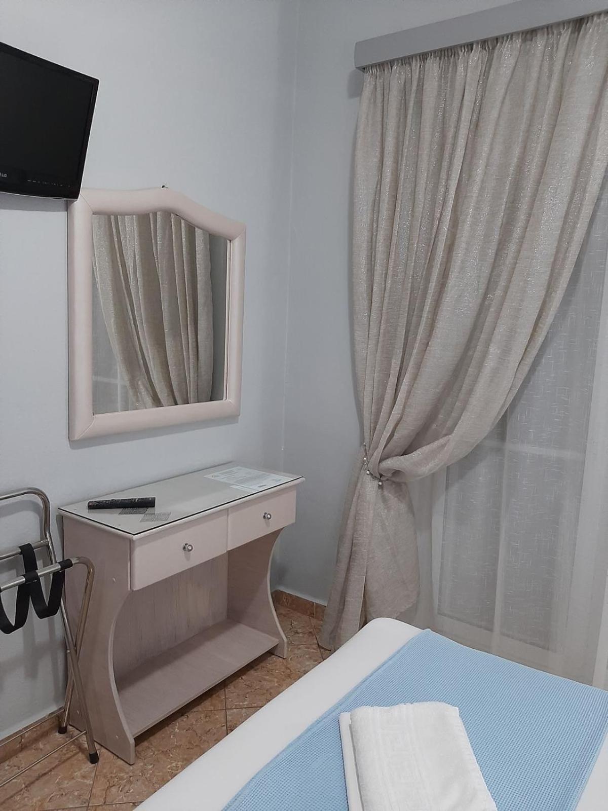 Elenas Apartments Szárti Kültér fotó
